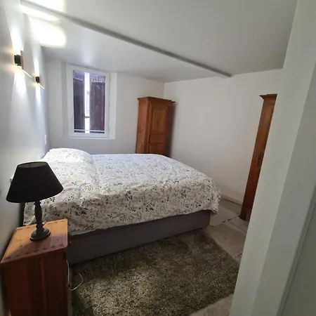 Le Repaire De Melusine Guest house